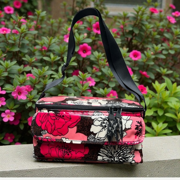 Vera Bradley Handbags - Vera Bradley Insulated Lunch Bag Floral Pink Black Zip Top w/ Strap